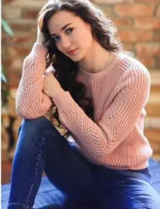 Elite escort service in Sangole for home and hotel visits